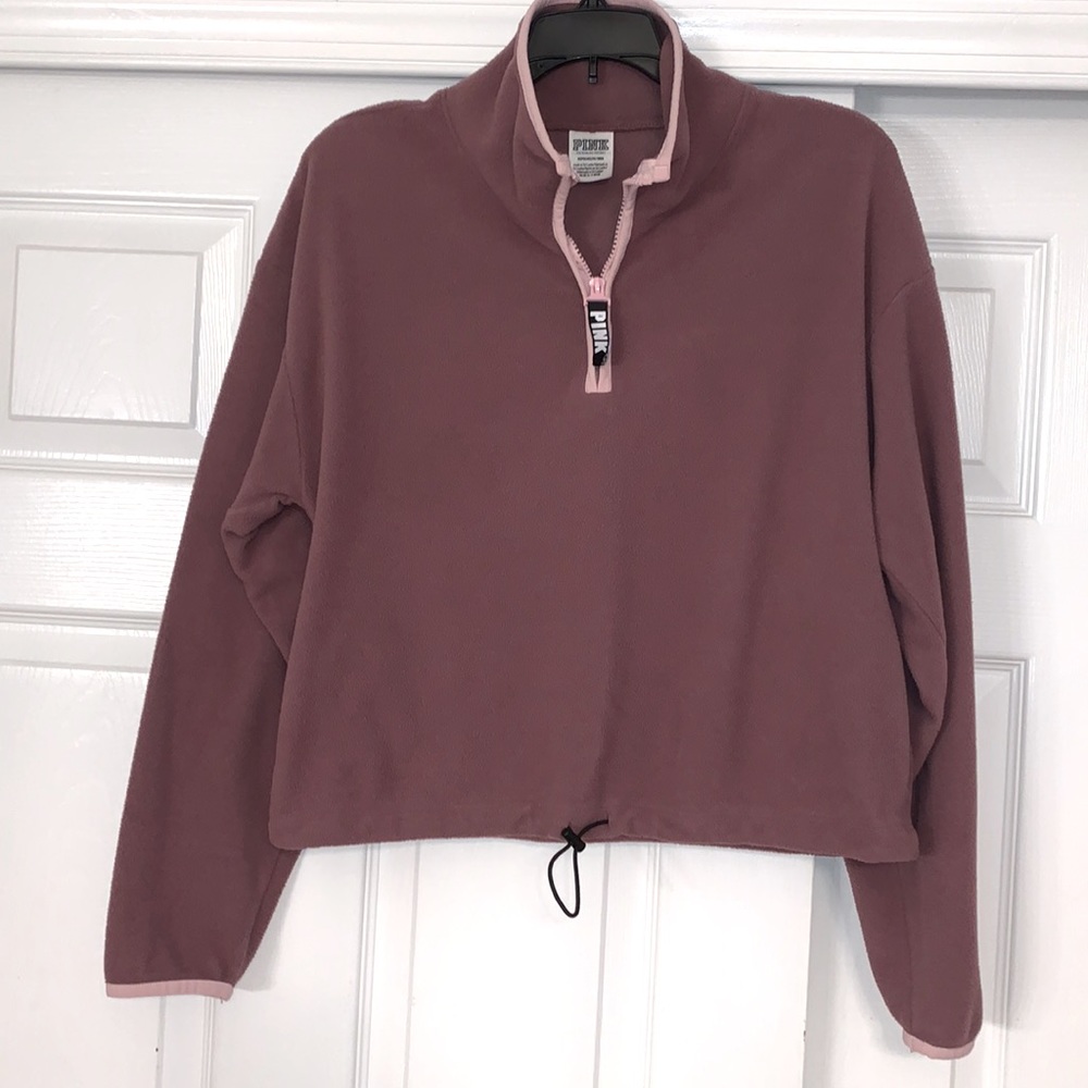 Cozy VS PINK cropped fleece!